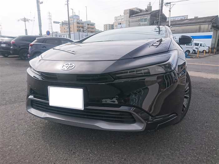 2025 Toyota Prius MXWH60