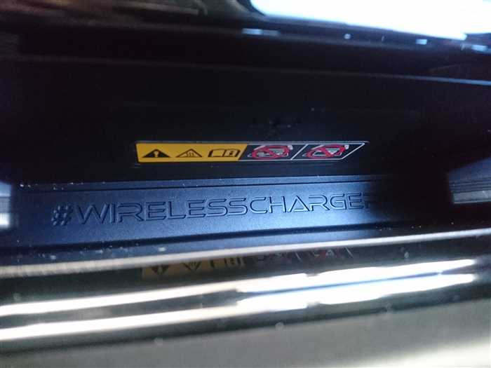 2025 Toyota Prius MXWH60 (UW-69ad001fcb469)[23]