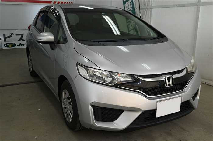 2017 Honda Fit DBA-GK3 (UW-69a693f130418)[2]