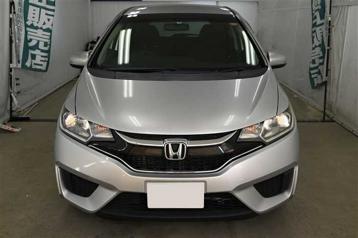 2017 Honda Fit DBA-GK3 (UW-69a693f130418)[4]