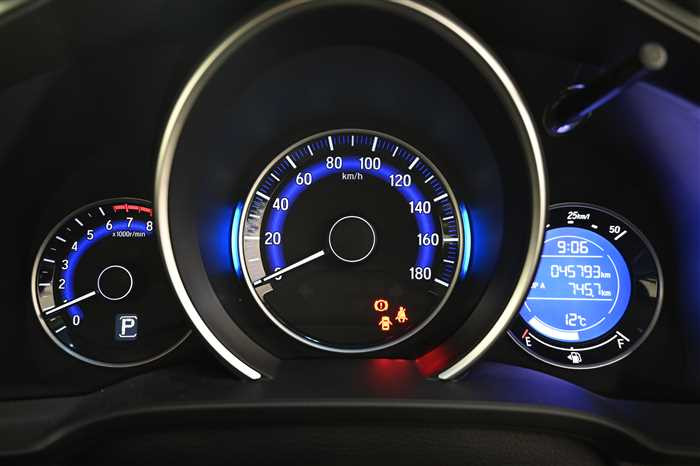 2017 Honda Fit DBA-GK3 (UW-69a693f130418)[23]