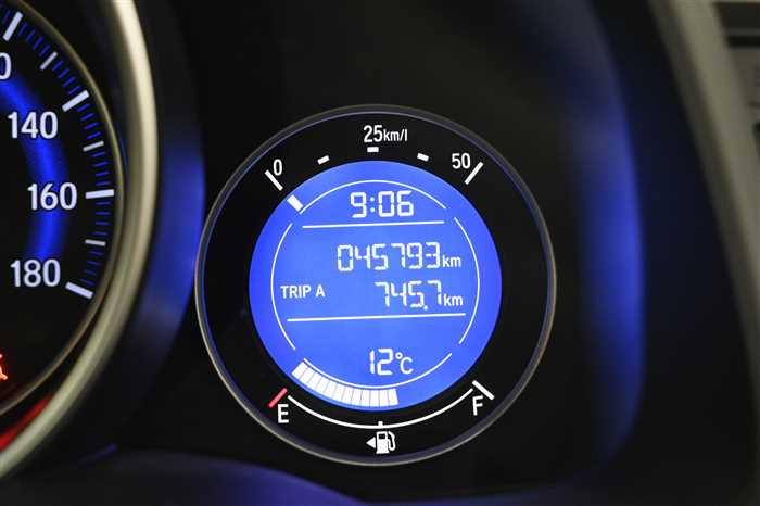 2017 Honda Fit DBA-GK3 (UW-69a693f130418)[24]