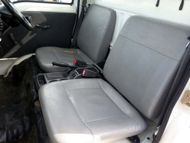 2000 Subaru Sambar TT1 (UW-69aa8c528739f)[5]