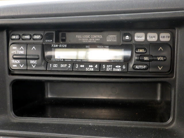 2000 Subaru Sambar TT1 (UW-69aa8c528739f)[11]