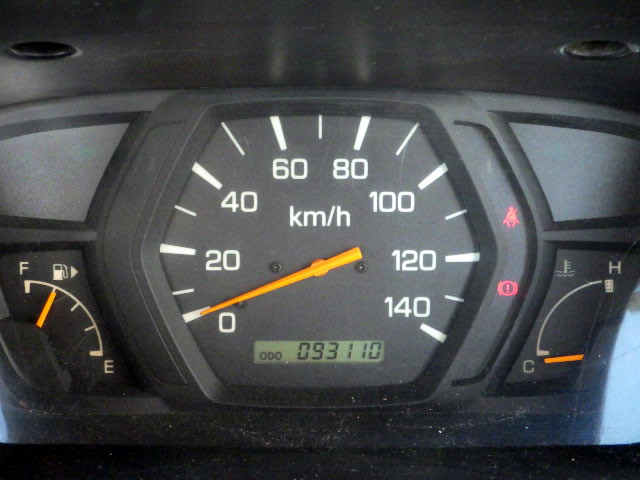 1999 Mitsubishi Minicab Truck U62T (UW-69c22df1a9378)[12]