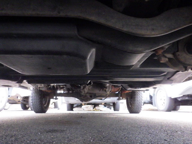 1999 Mitsubishi Minicab Truck U62T (UW-69c22df1a9378)[25]