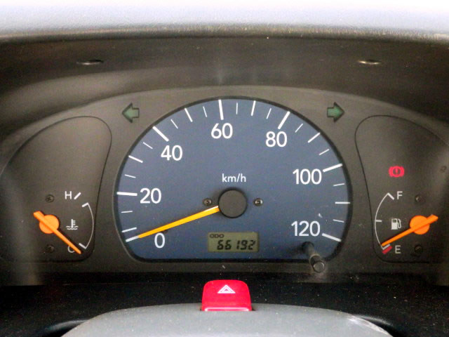 2000 Suzuki Carry Truck DA52T (UW-69ddac5c84856)[12]