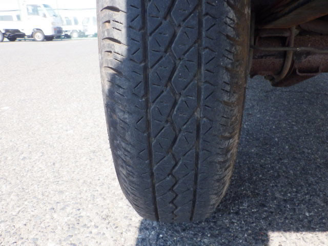 2000 Suzuki Carry Truck DA52T (UW-69ddac5c84856)[28]