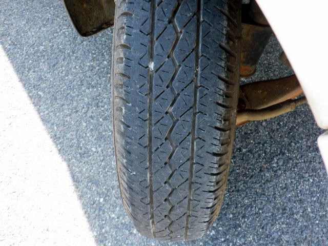 2000 Suzuki Carry Truck DA52T (UW-69ddac5c84856)[24]