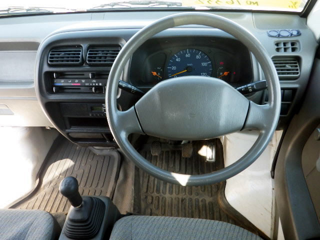 2000 Suzuki Carry Truck DA52T (UW-69ddac5c84856)[4]