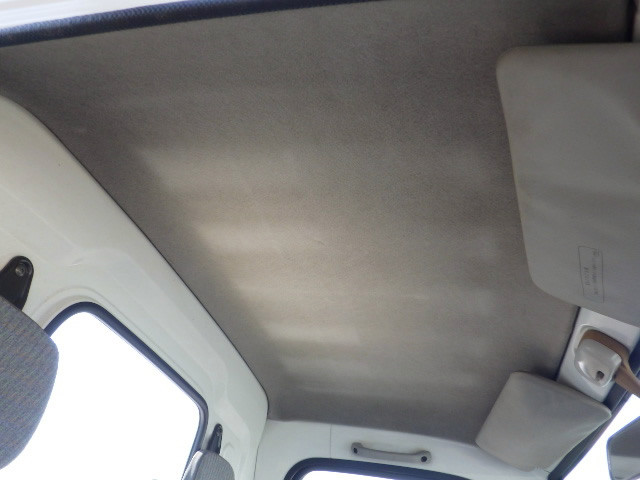 2000 Suzuki Carry Truck DA52T (UW-69ddac5c84856)[16]