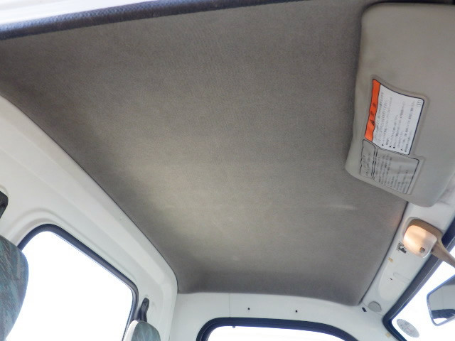 1999 Suzuki Carry Truck DB52T (UW-69c4e45f436e6)[18]