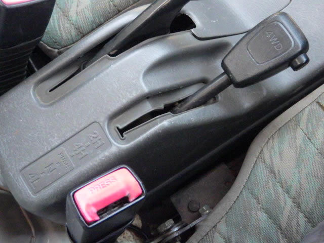 1999 Suzuki Carry Truck DB52T (UW-69c4e45f436e6)[15]