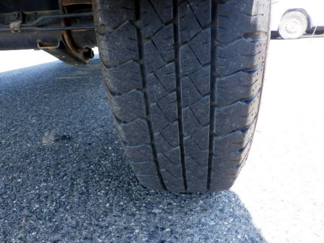 1999 Suzuki Carry Truck DB52T (UW-69c4e45f436e6)[30]