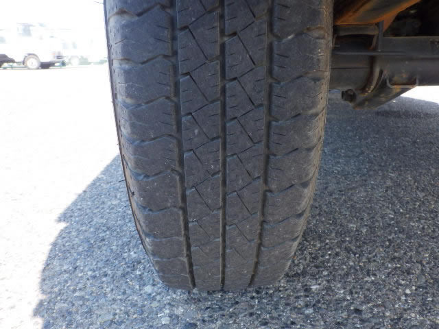 1999 Suzuki Carry Truck DB52T (UW-69c4e45f436e6)[29]