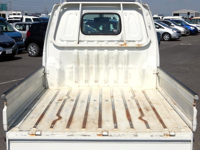 1999 Suzuki Carry Truck DB52T (UW-69c4e45f436e6)[6]