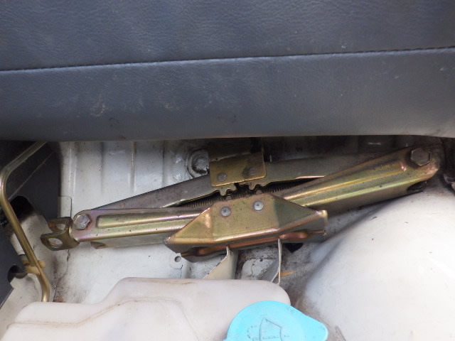 1994 Honda Acty Truck HA3 (UW-69b25720c50a2)[18]