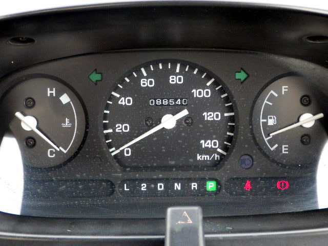 2000 Daihatsu Hijet Truck S200P (UW-69b25d437c6c1)[12]