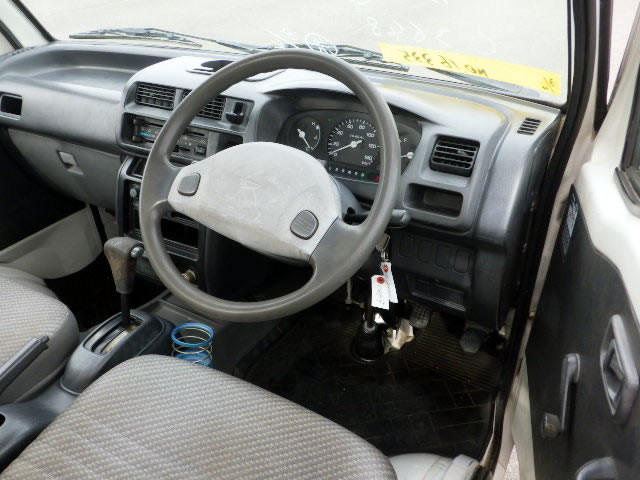 2000 Daihatsu Hijet Truck S200P (UW-69b25d437c6c1)[10]