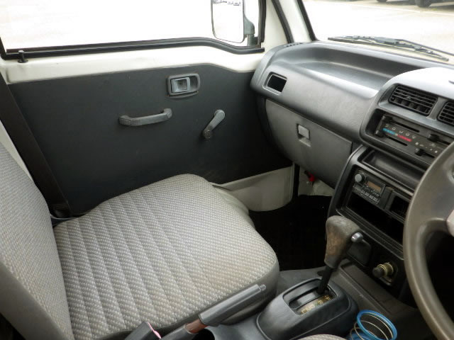 2000 Daihatsu Hijet Truck S200P (UW-69b25d437c6c1)[8]