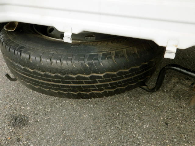 2000 Daihatsu Hijet Truck S200P (UW-69b25d437c6c1)[19]