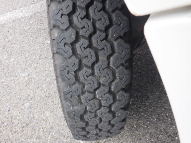 2001 Daihatsu Hijet Truck S200P (UW-69b264840439a)[26]