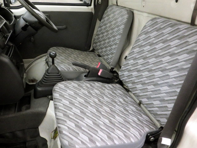 2001 Daihatsu Hijet Truck S200P (UW-69b264840439a)[5]