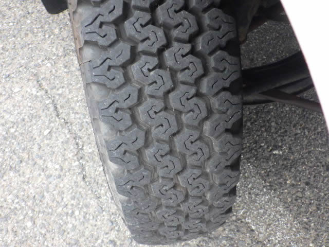 2001 Daihatsu Hijet Truck S200P (UW-69b264840439a)[24]