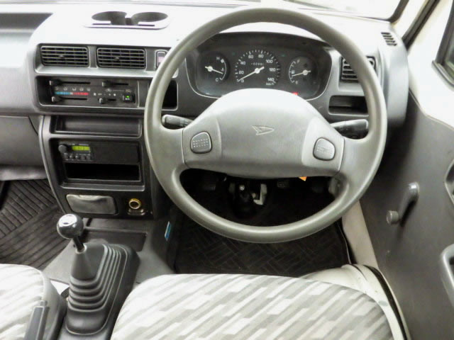 2001 Daihatsu Hijet Truck S200P (UW-69b264840439a)[4]