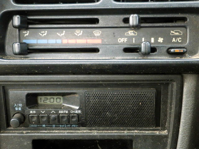 1998 Suzuki Carry Truck DD51T (UW-69d71a04e152a)[11]