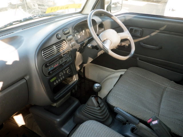 1998 Daihatsu Hijet Truck S110P (UW-69b26efe36a38)[9]