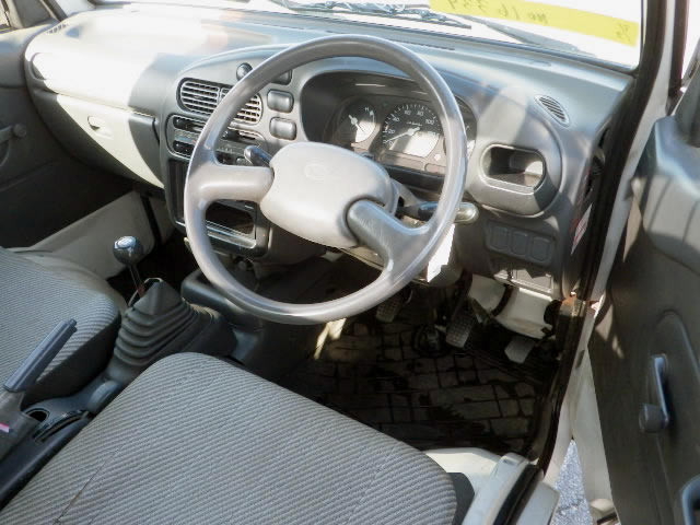 1998 Daihatsu Hijet Truck S110P (UW-69b26efe36a38)[10]