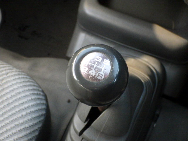 1998 Daihatsu Hijet Truck S110P (UW-69b26efe36a38)[13]