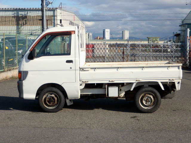 1998 Daihatsu Hijet Truck S110P (UW-69b26efe36a38)[3]