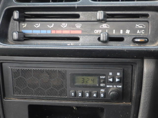 1997 Suzuki Carry Truck DD51T (UW-69b27bbf6e71f)[12]