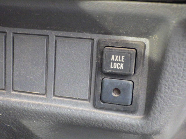 1997 Suzuki Carry Truck DD51T (UW-69b27bbf6e71f)[16]