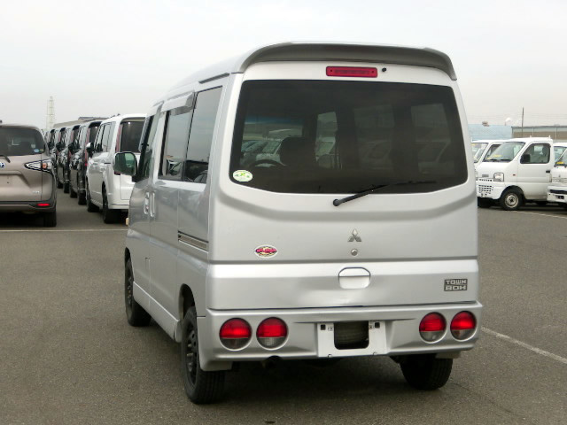 2001 Mitsubishi Town Box U63W (UW-69c4e53b80434)[1]
