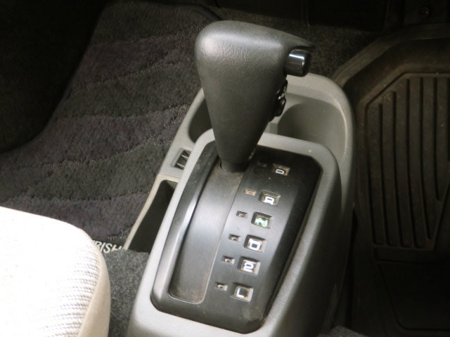 2001 Mitsubishi Town Box U63W (UW-69c4e53b80434)[13]