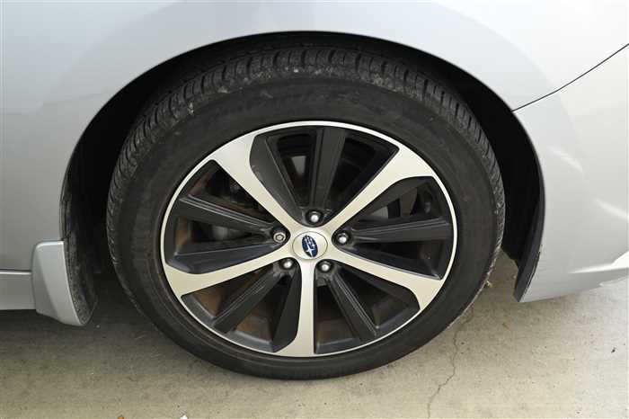 2015 Subaru Legacy B4 DBA-BN9 (UW-69a693d7b1bc0)[7]