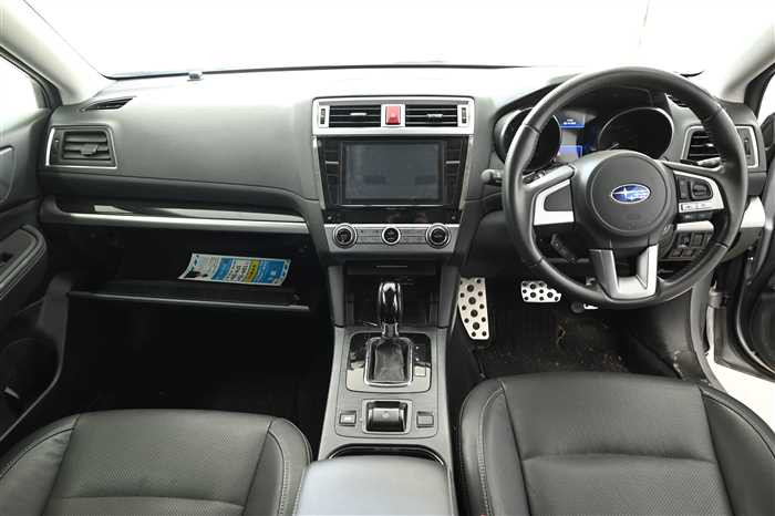 2015 Subaru Legacy B4 DBA-BN9 (UW-69a693d7b1bc0)[18]