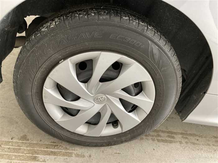 2023 Toyota Yaris 5BA-KSP210 (UW-69ad000f2ac65)[8]