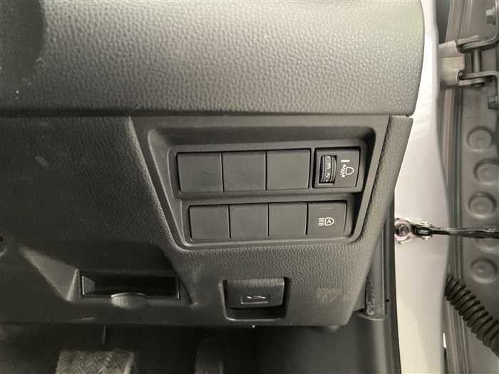 2023 Toyota Yaris 5BA-KSP210 (UW-69ad000f2ac65)[17]