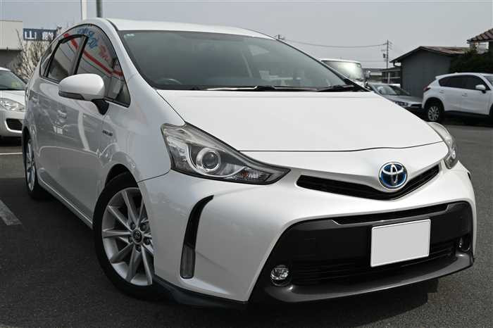 2014 Toyota Prius alpha DAA-ZVW40W (UW-69ad001022fe3)[2]