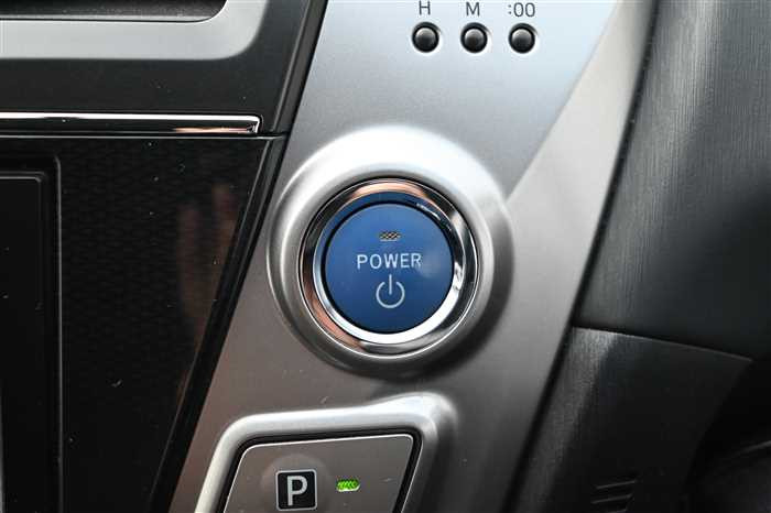 2014 Toyota Prius alpha DAA-ZVW40W (UW-69ad001022fe3)[21]