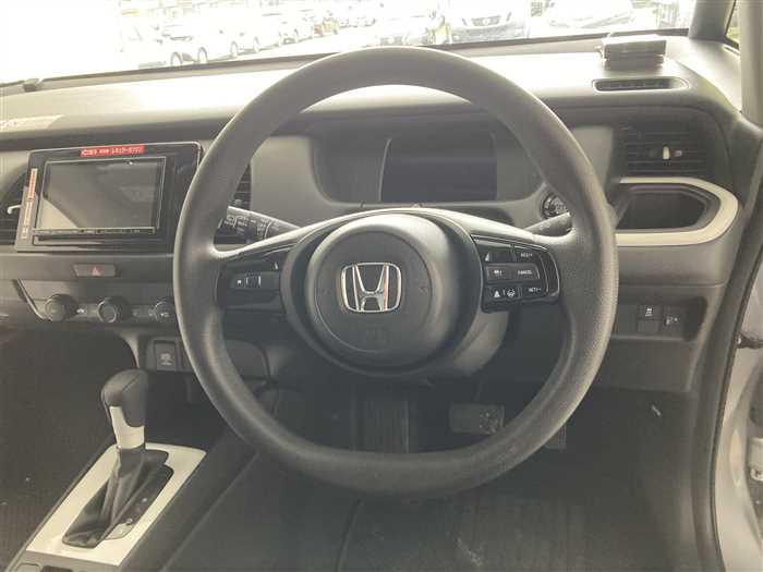 2023 Honda Fit 5BA-GS4 (UW-69a693d9a2f78)[16]