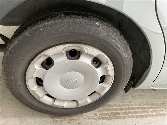 2023 Toyota Sienta 6AA-MXPL10G (UW-69ad001457da9)[8]