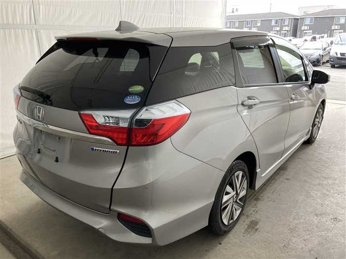 2018 Honda SHUTTLE HYBRID DAA-GP7 (UW-69a693ded8439)[1]