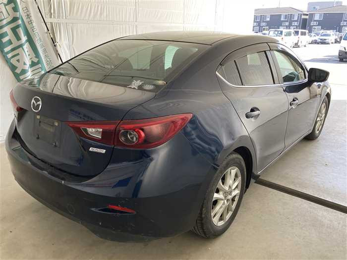 2013 Mazda Axela DBA-BM5FP (UW-69b279360c6a1)[1]
