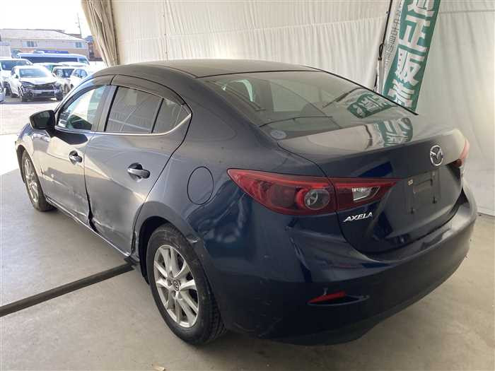 2013 Mazda Axela DBA-BM5FP (UW-69b279360c6a1)[3]