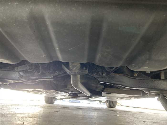 2013 Mazda Axela DBA-BM5FP (UW-69b279360c6a1)[6]